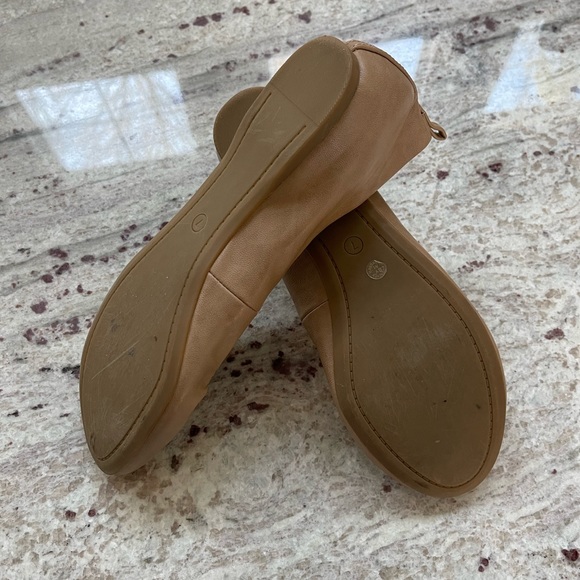 A.N.A Nude/Tan Flats size 7 - Picture 6 of 6